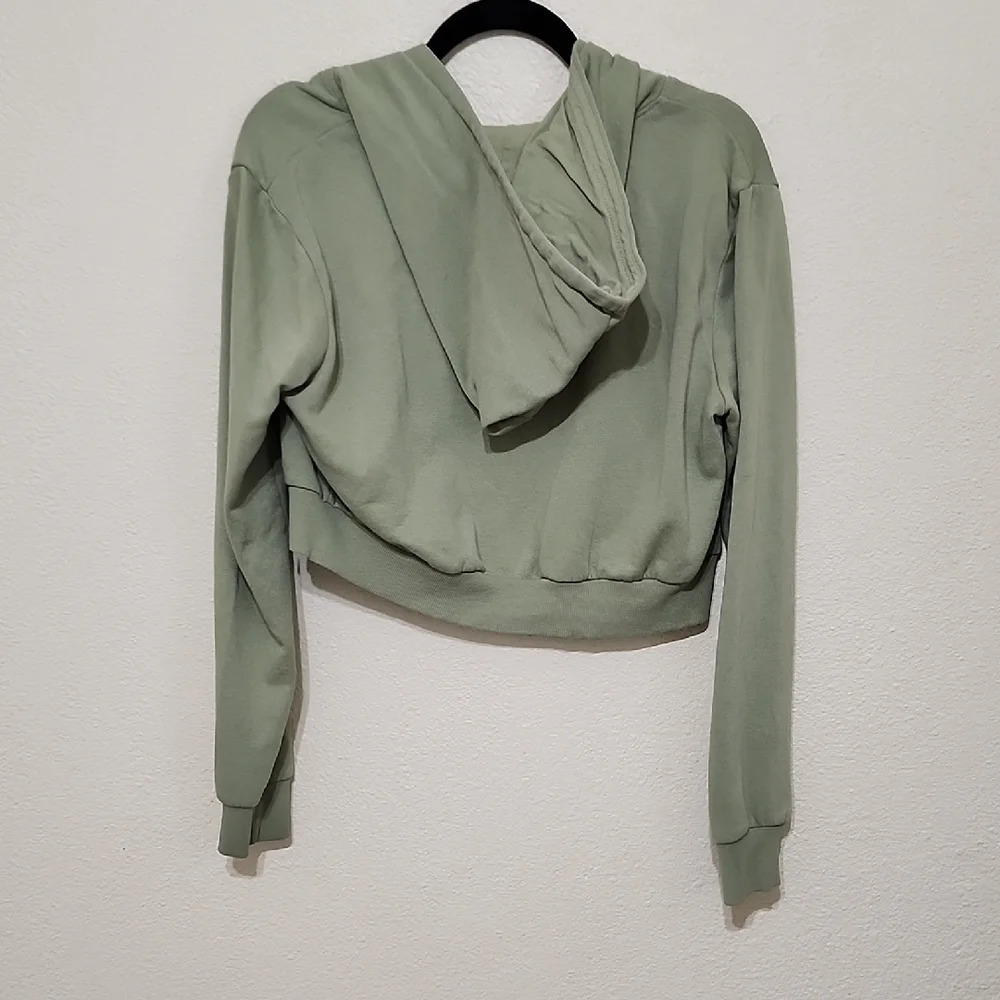 H&M Green Sweatshirt Cropped Jacket with Long Sleeves - Picture 6 of 8